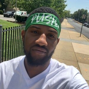 Meet your Posher, Seth